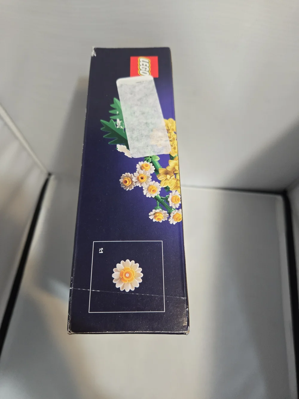 LEGO Petite Sunny Bouquet Botanical Flower Set in Yellow, Pink, Blue